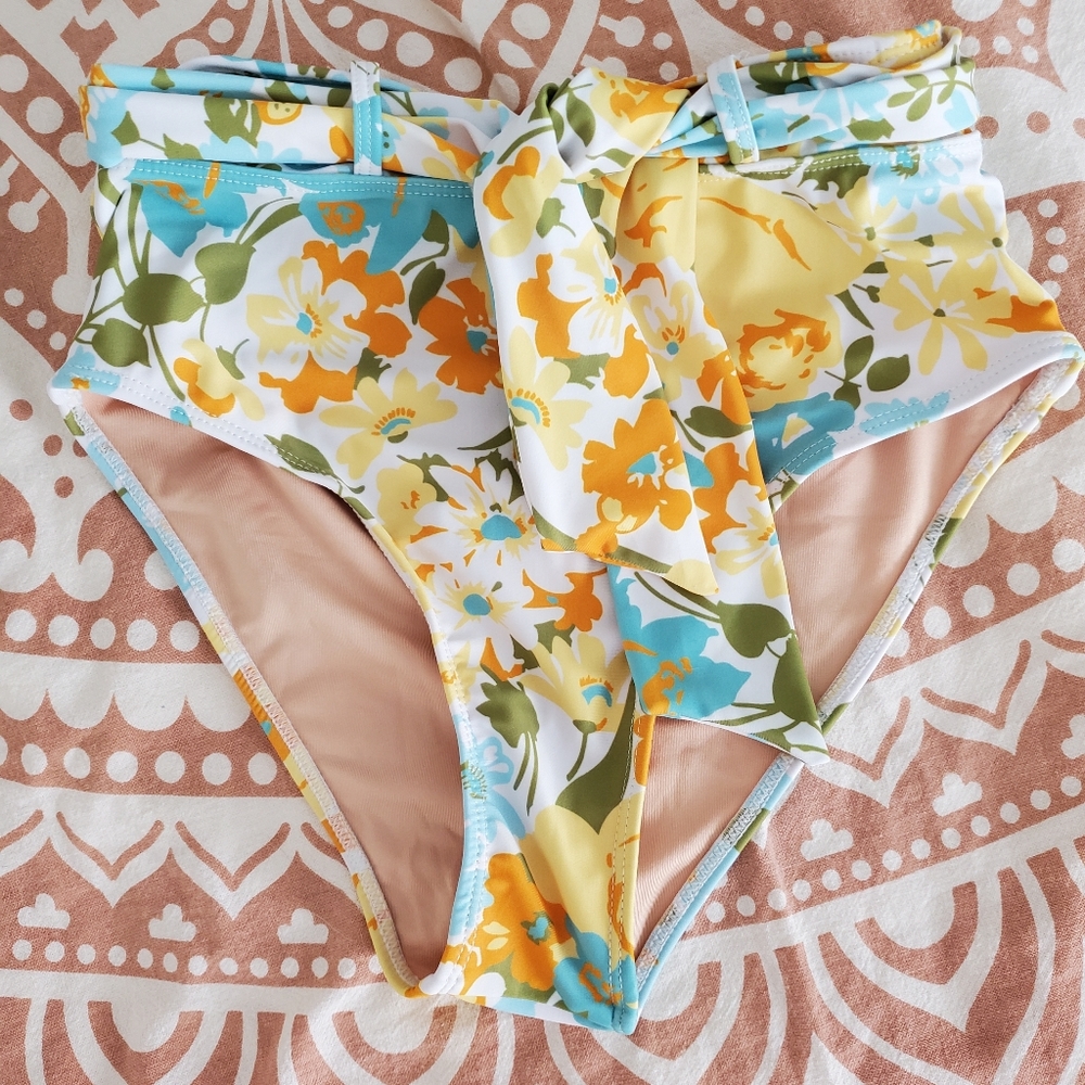 Faithfull the Brand swim bottom NWOT